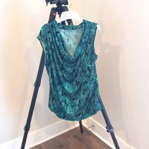 Sleeveless Drape Neck Dressy Blouse. Women's 2X. Emerald Green and Black pattern